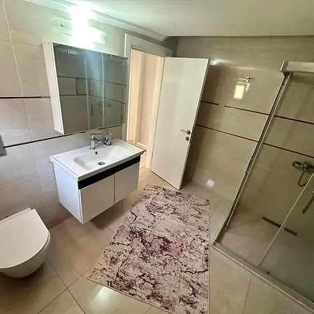 Huzur Apartment *