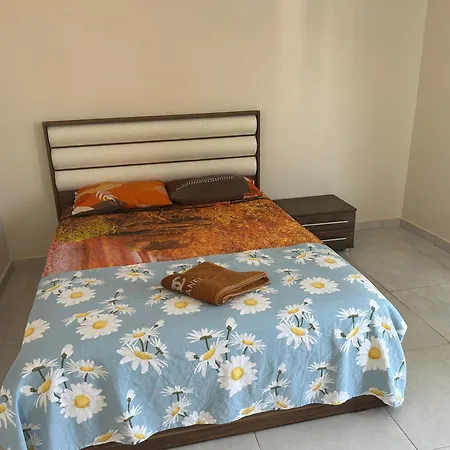 Huzur 公寓 马尔马里斯